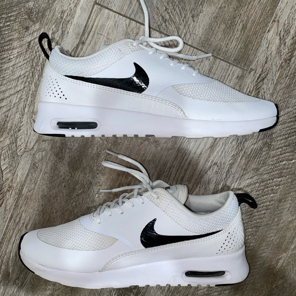 Nike Air Max Thea Sneakers